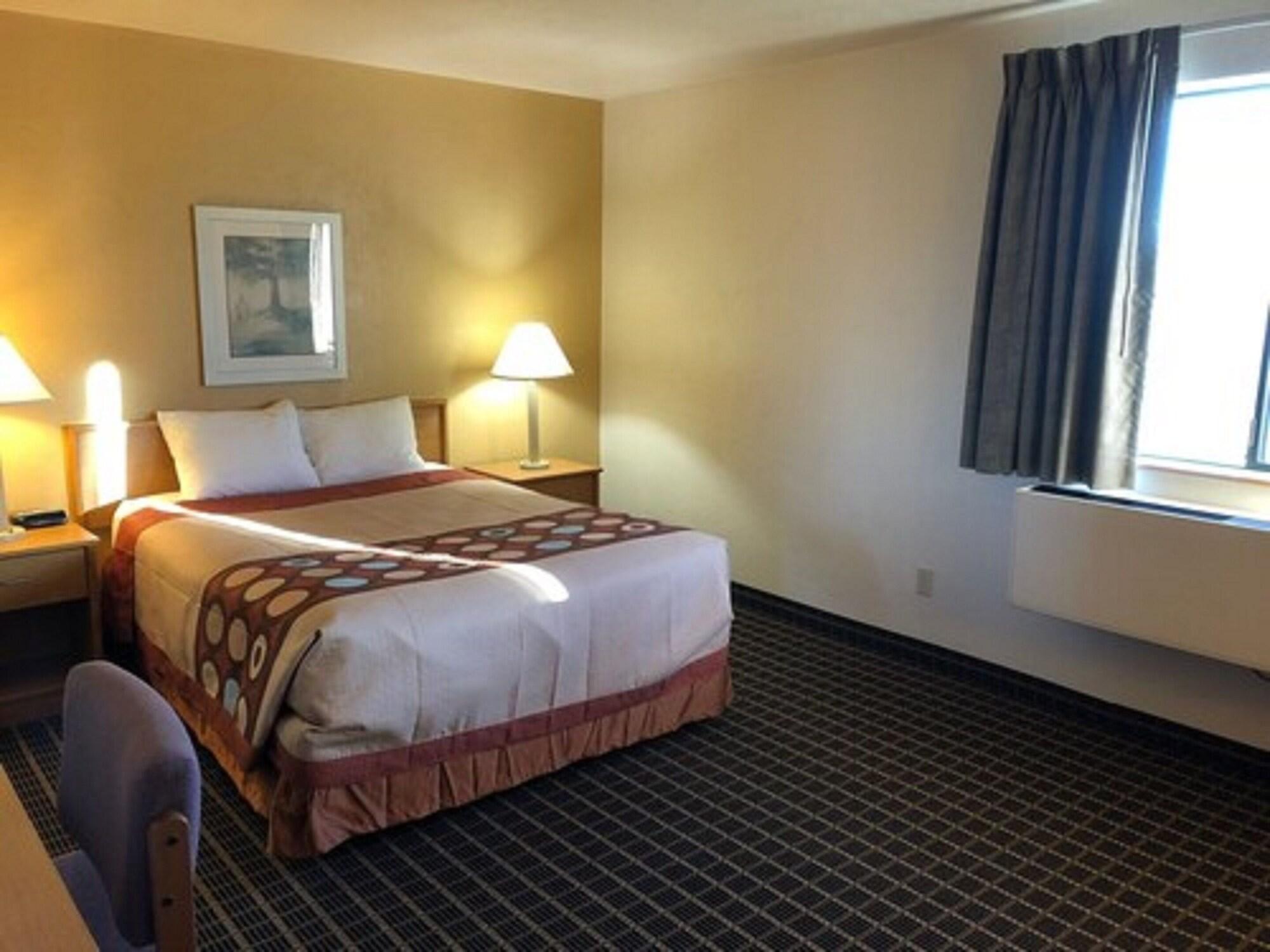 Super 8 by Wyndham Klamath Falls Bagian luar foto