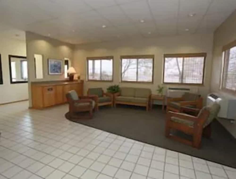 Super 8 by Wyndham Klamath Falls Bagian luar foto