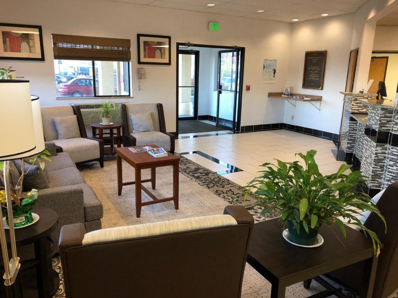 Super 8 by Wyndham Klamath Falls Bagian luar foto